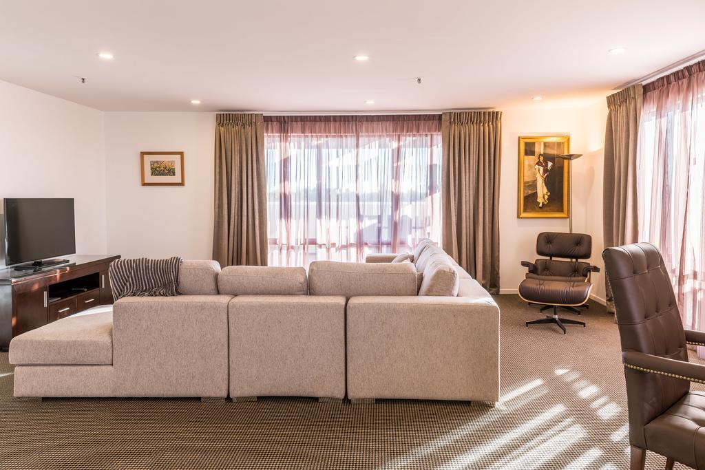 Fino Hotel & Suites Christchurch Exterior photo